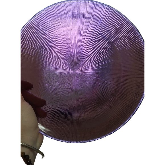 Set 4 Vintage Pressed Glass Purple Amethyst Sunburst 8 1/4" Salad Dessert Plate - Picture 1 of 8